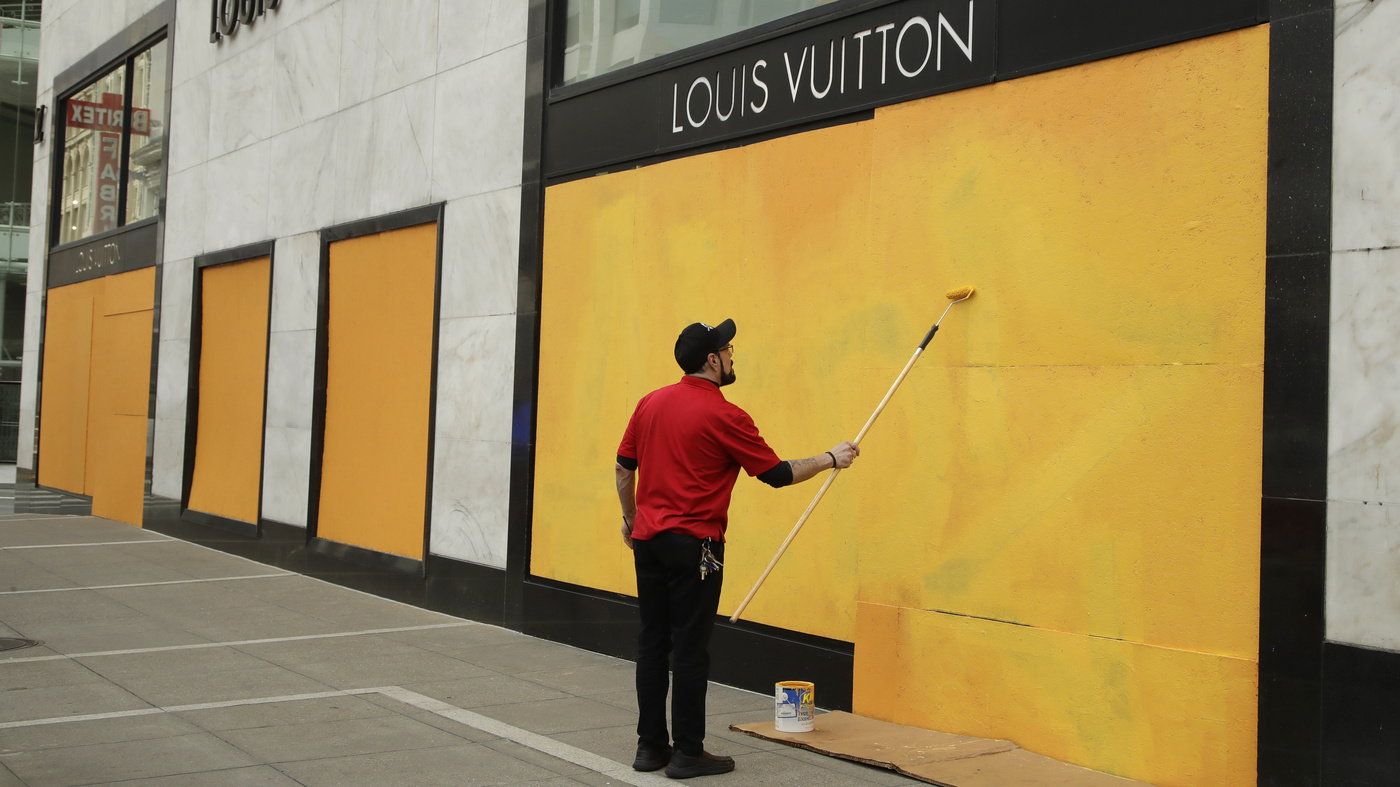 Louis Vuitton's Latest Celeb-Filled Campaign Is A Nostalgic Celebration Of  Pop Culture - NZ Herald